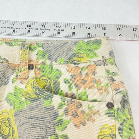 Volcom Floral High Voltage Booty Low Rise Frayed Hem shorts Size 7 - Picture 4 of 7